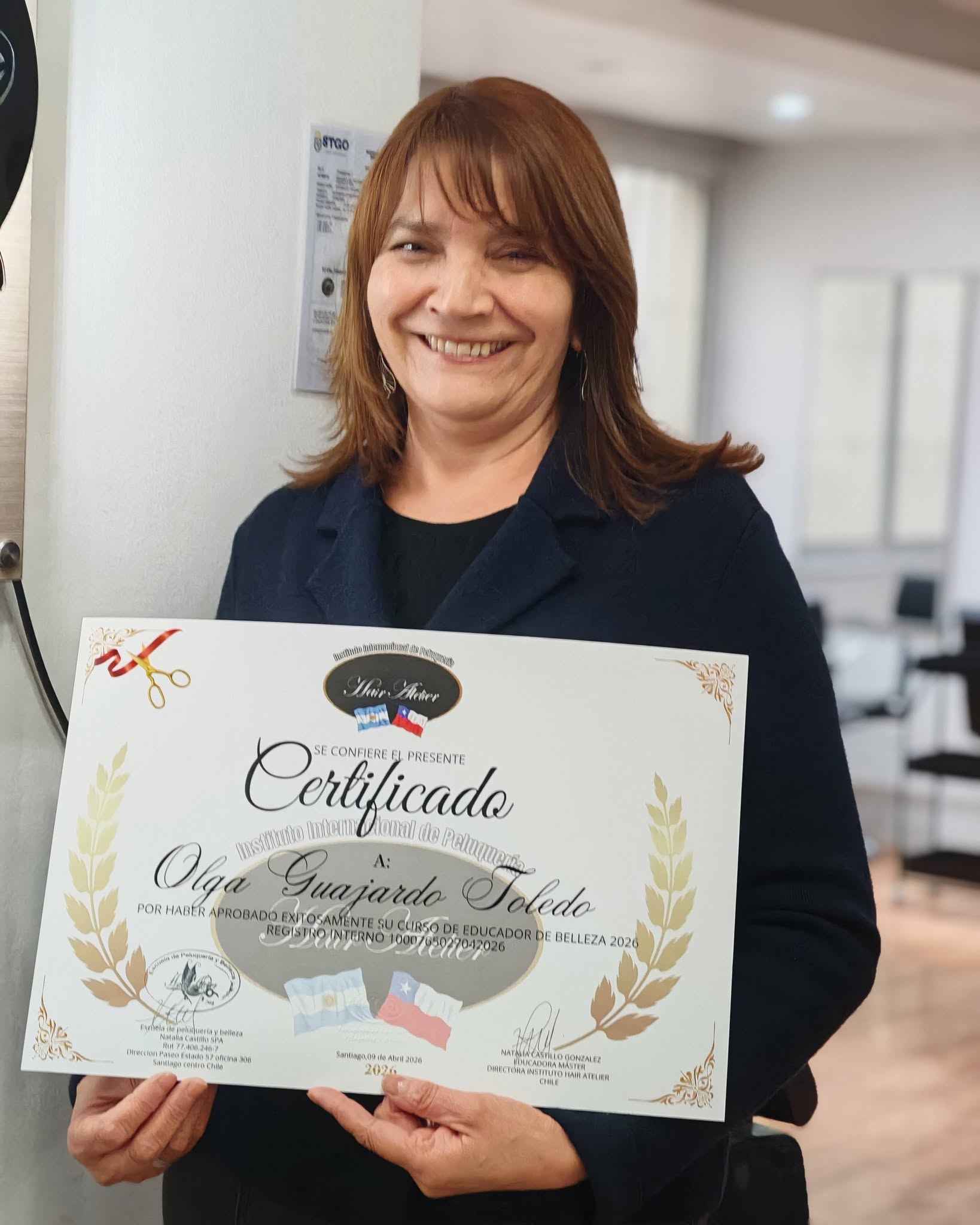 Olga Guajardo Toledo - Certificada en Educador de Belleza - Instituto Hair Atelier
