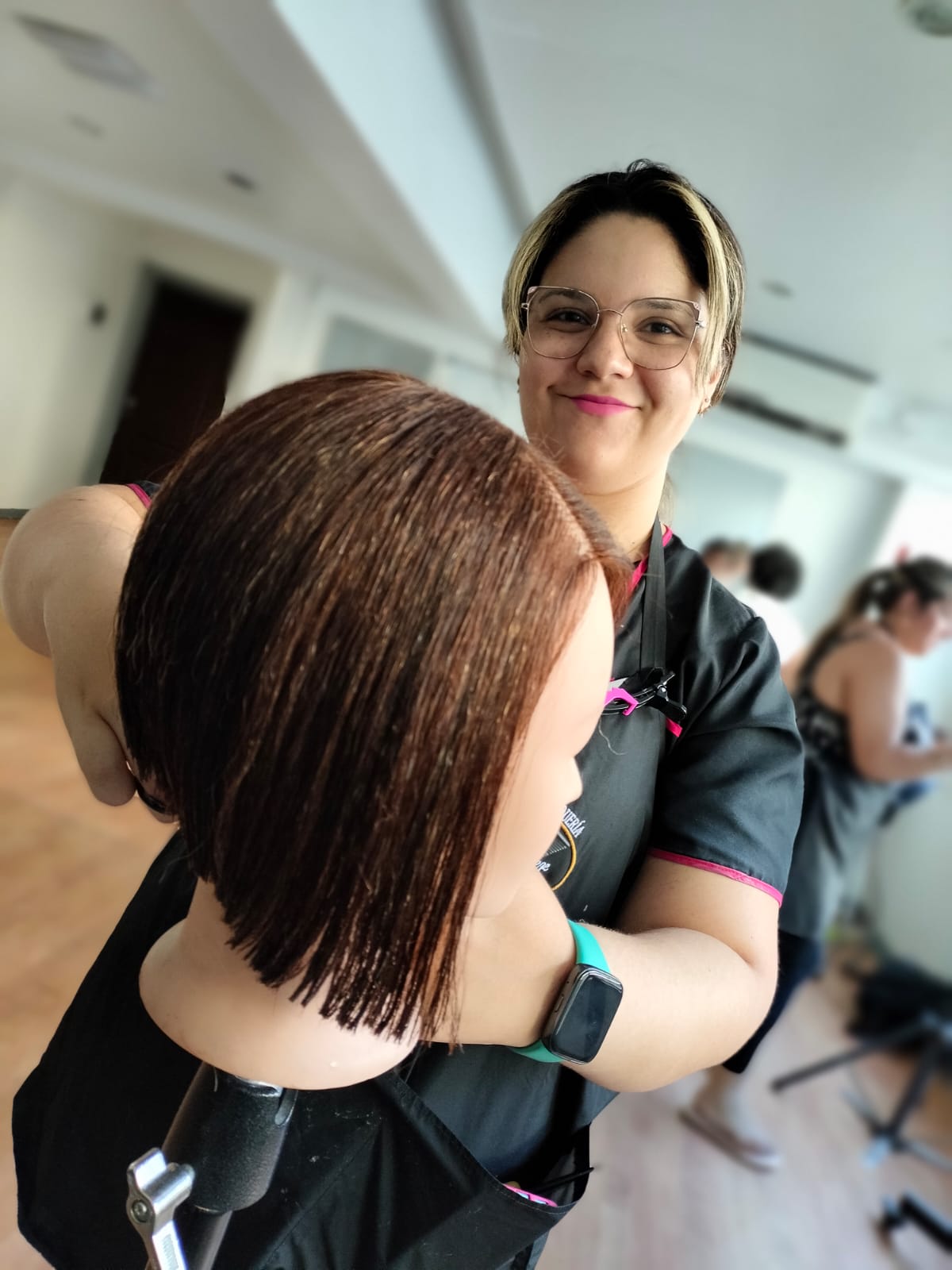 Curso Corte Comercial Dama Santiago - Técnicas Profesionales Femeninas